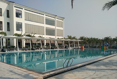 廣東茂名海云雁度假酒店泳池工程