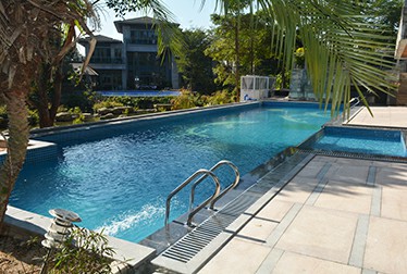 廣州從化億城.泉說(shuō)別墅恒溫泳池工程