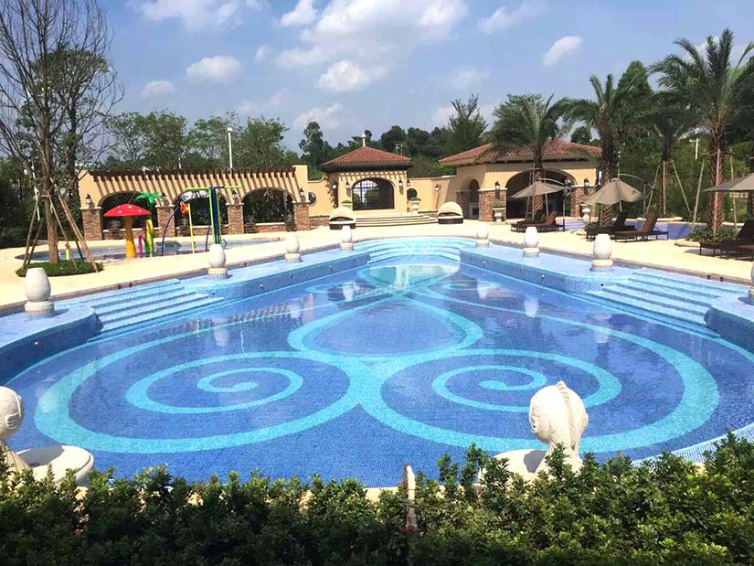 戴高樂泳池設備教你如何挑選正規游泳池設備廠家