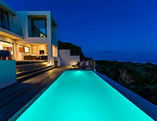 神奇游泳池:面積僅10平米卻沒有盡頭,可自行調節(jié)游泳速度