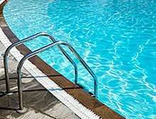 游泳池設(shè)備出現(xiàn)異常？處理方法就這么簡(jiǎn)單