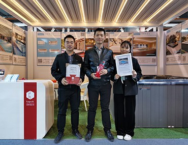 砥礪前行,載譽(yù)而歸!戴高樂無邊際泳池榮膺紅棉中國設(shè)計獎