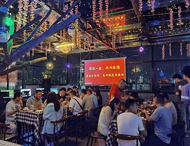 特別企劃---戴高樂泳池設(shè)備團(tuán)隊團(tuán)建活動