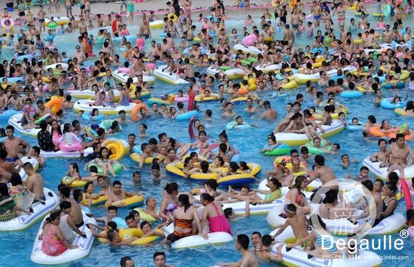 戴高樂泳池設備