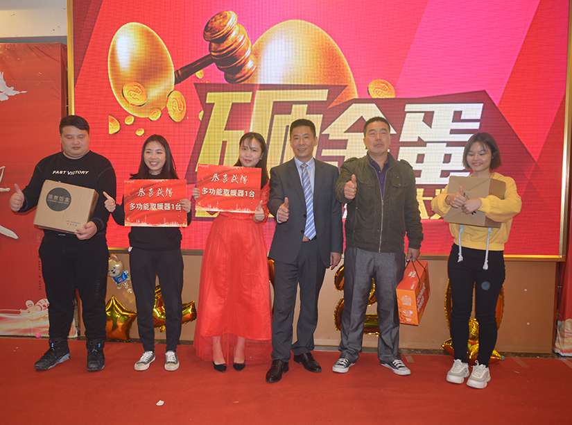 戴高樂泳池設備 戴高樂泳池設備