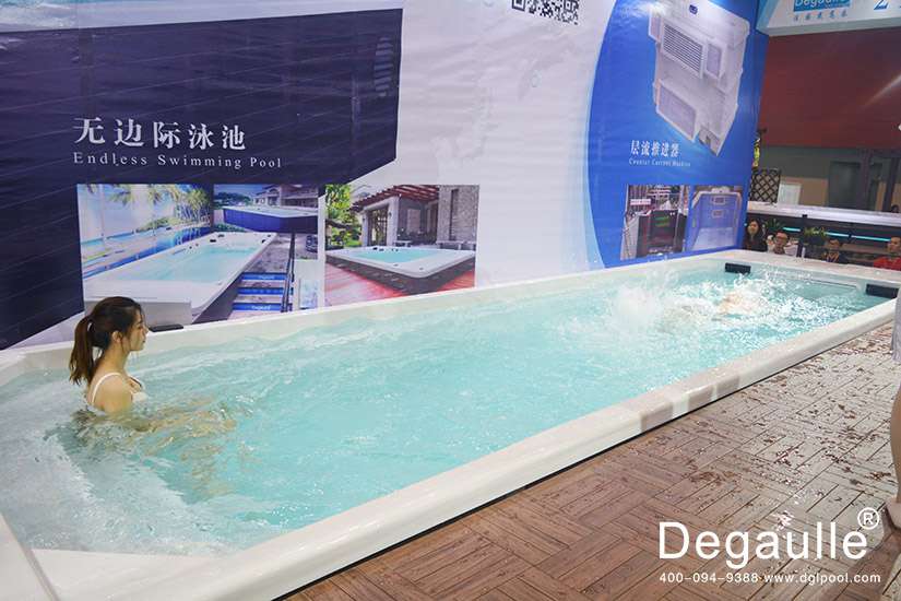 戴高樂無邊際泳池