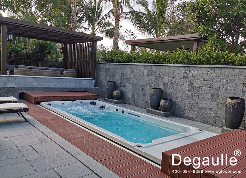 戴高樂無邊際游泳池