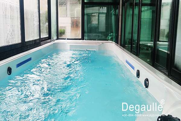 室內無邊游泳池