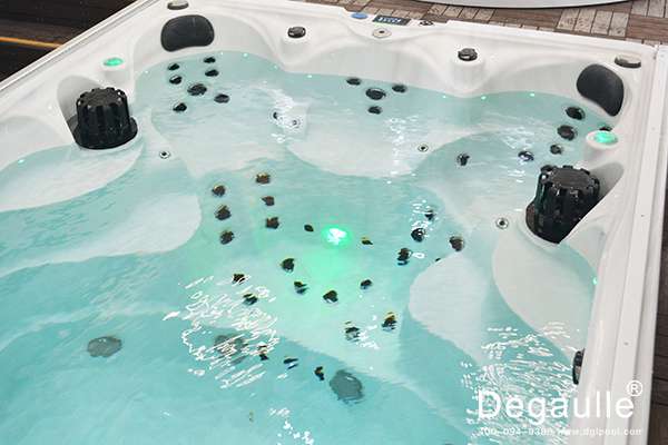 無邊際游泳池廠家